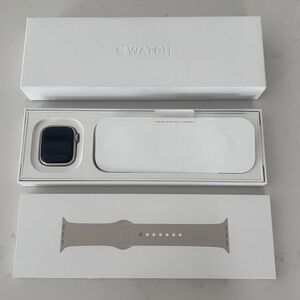 Apple Watch Series 9 Starlight 41mm NEW
